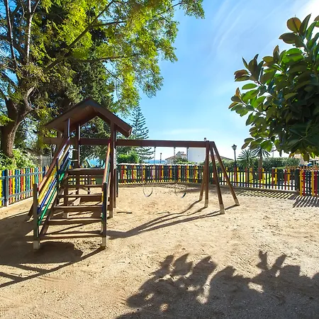 Globales Gardenia מלון 3*