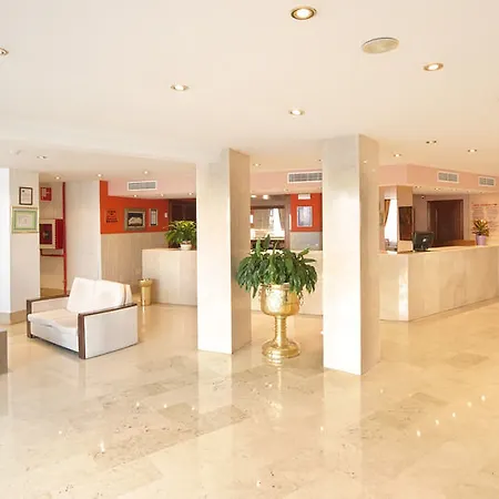 Globales Gardenia מלון 3*