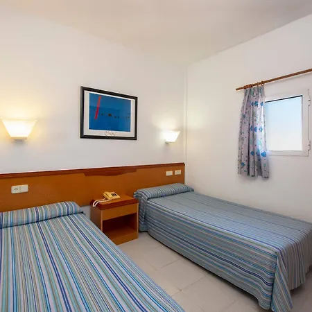 Globales Gardenia מלון 3*