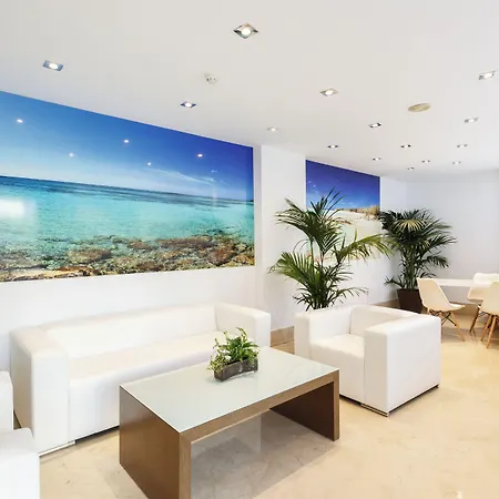 Hotel Globales Gardenia 3*