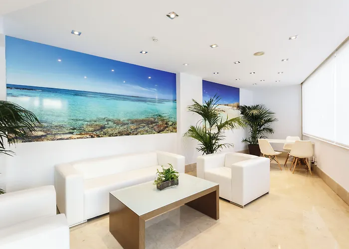 Hotel Globales Gardenia 3*